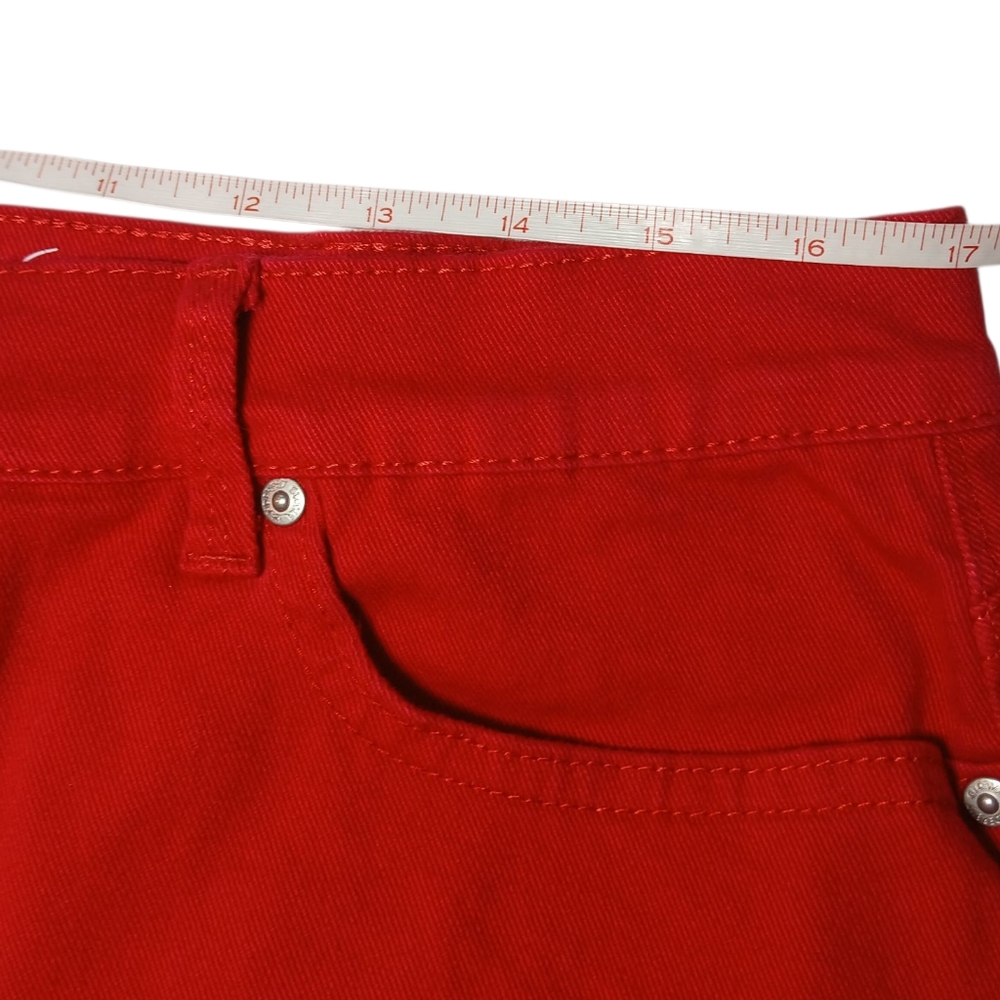 Gloria Vanderbilt Denim All Around Slimming Effect Red Cuffed Shorts Size 16 - Picture 13 of 16
